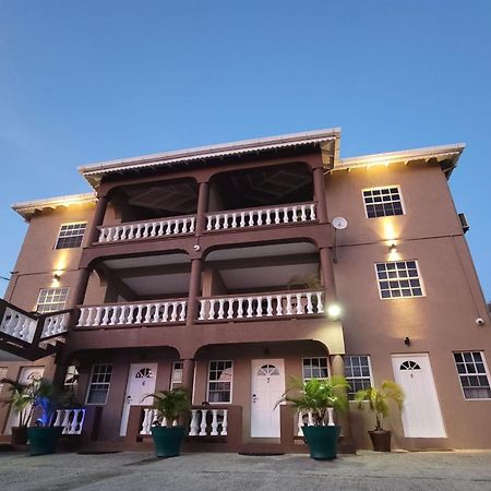 Silver View Apartments St. George's Extérieur photo