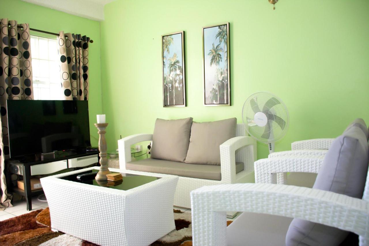 Silver View Apartments St. George's Extérieur photo