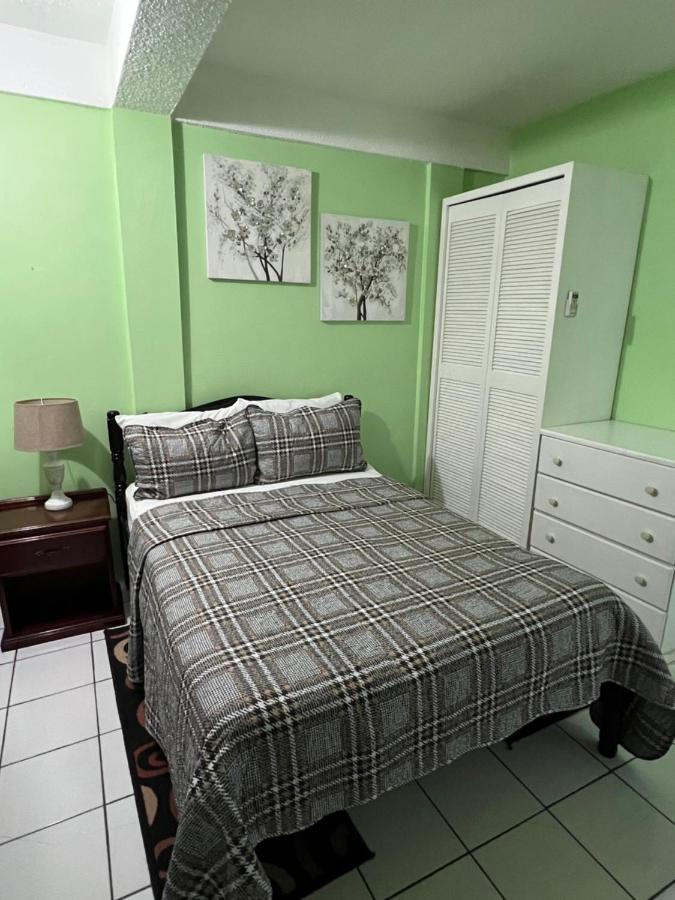 Silver View Apartments St. George's Extérieur photo