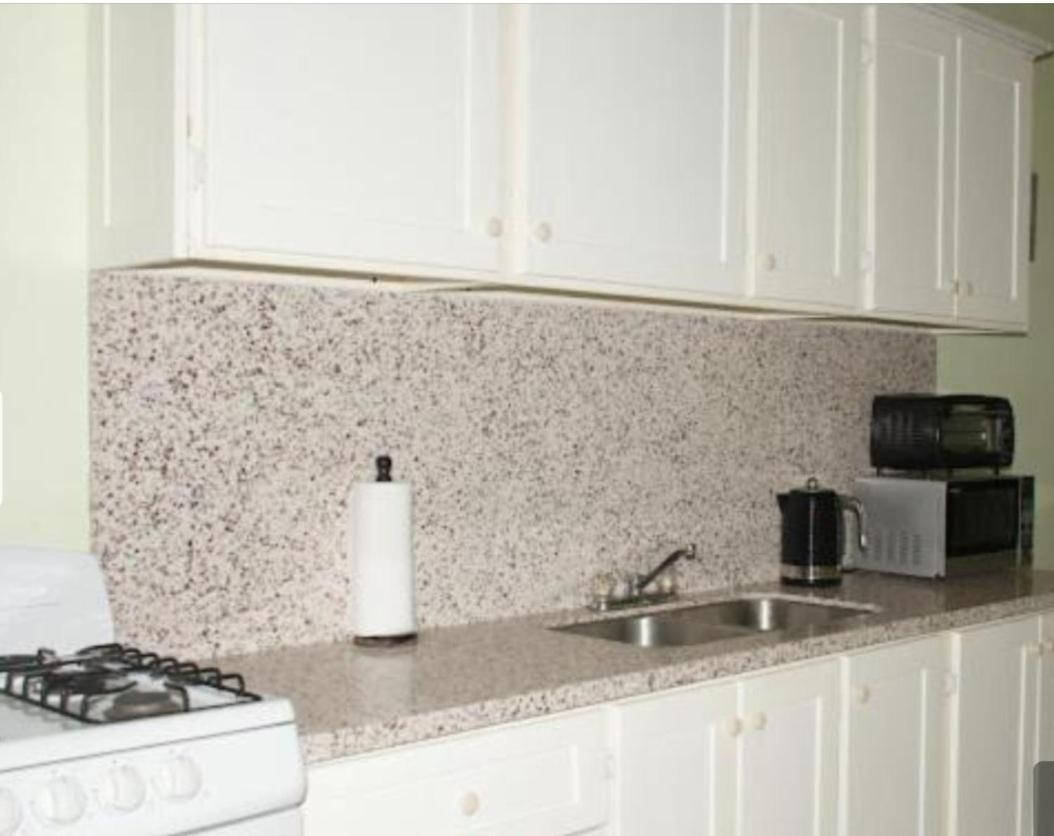 Silver View Apartments St. George's Extérieur photo