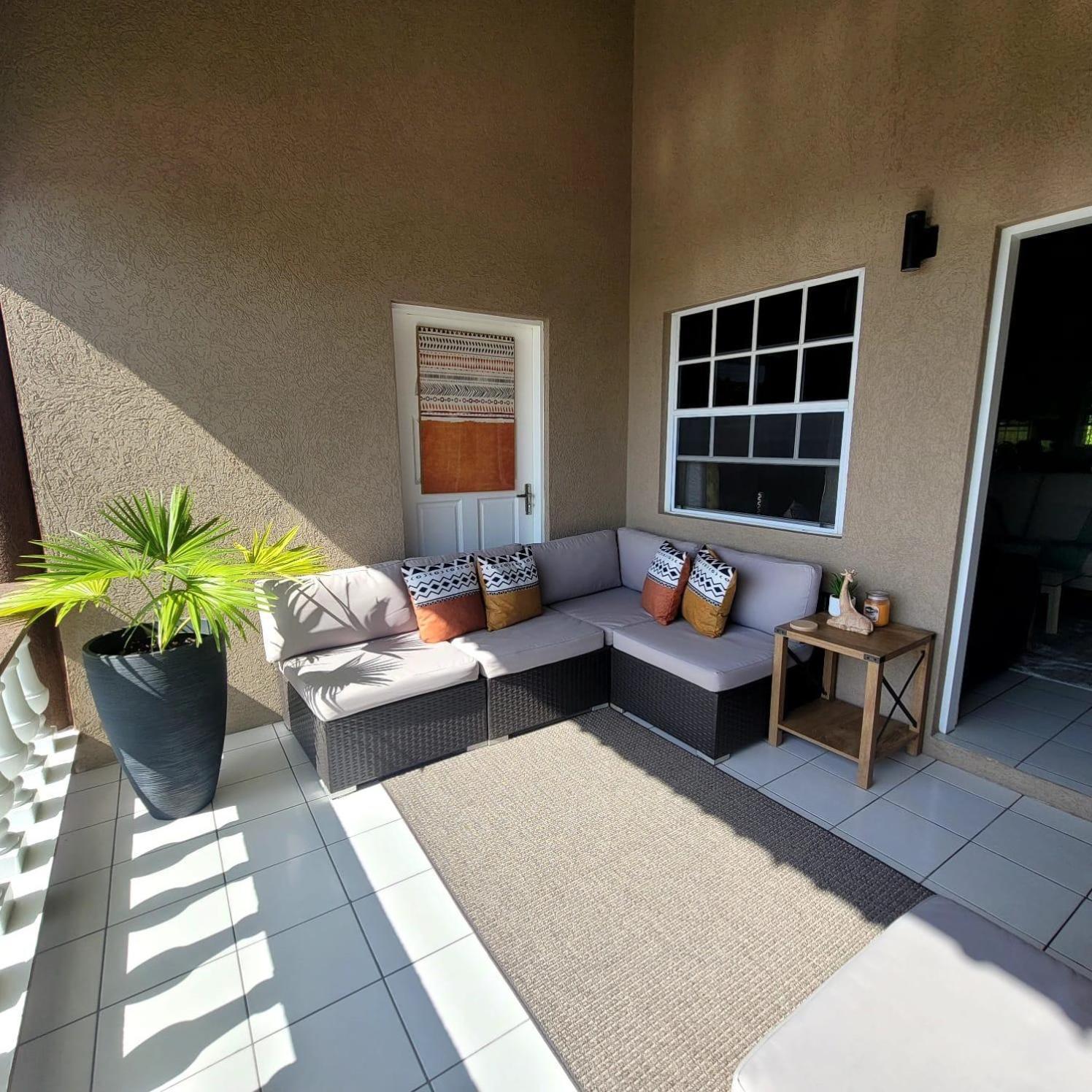 Silver View Apartments St. George's Extérieur photo